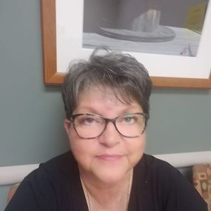 Meet your Posher, Claudette